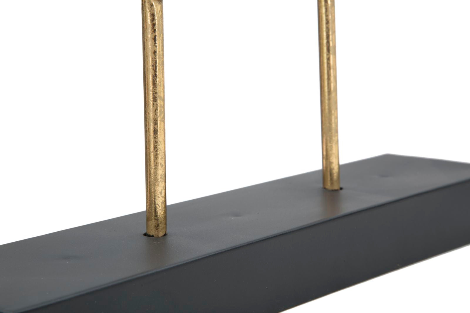 Scultura in metallo dorata con base nera cm 49x7x41