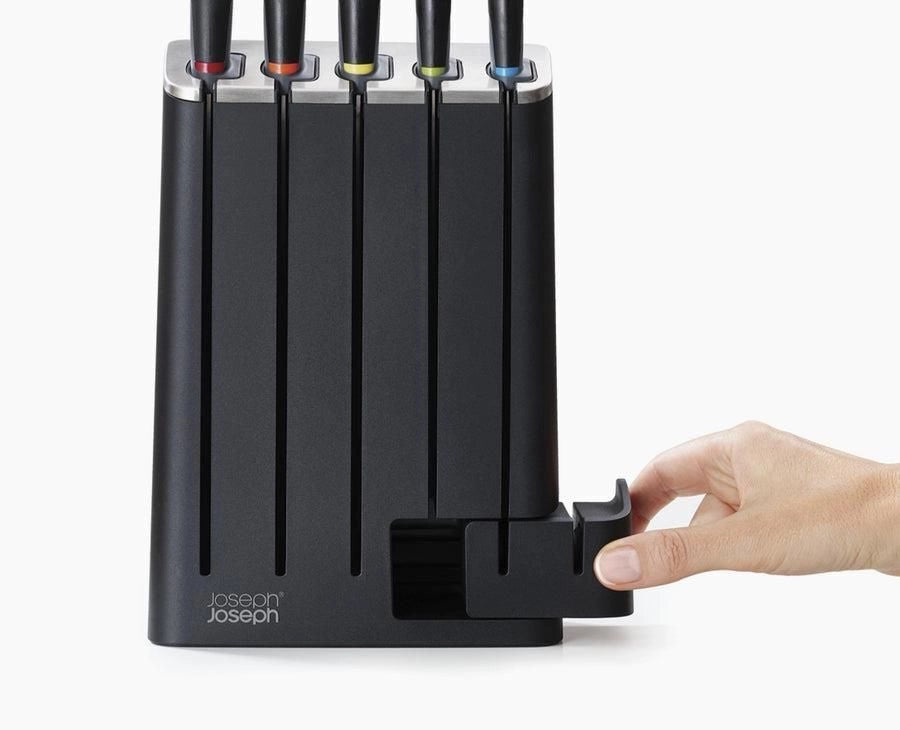 Joseph Joseph 10537 Elevate Set di coltelli con blocco 5 pezzi Acciaio inossidabile giapponese con affilacoltelli colore Nero