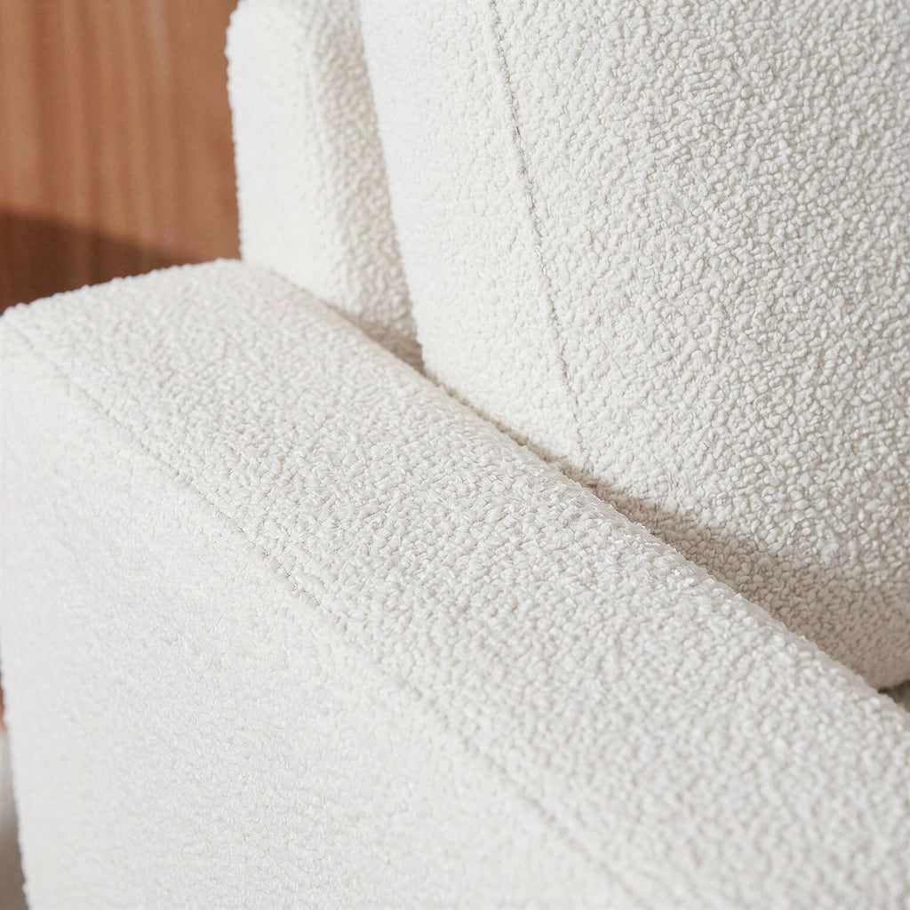 Divano stile scandinavo in legno e bouclé, 3 posti, crema