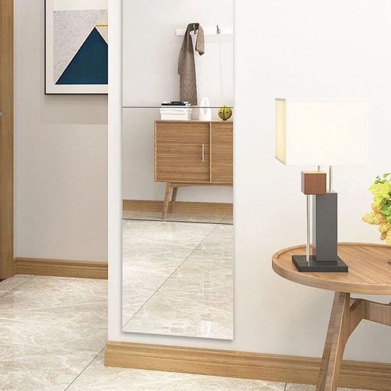 Specchio autoadesivo in acrilico, spiegolo HD adesivo, grande specchio rettangolare di plastica senza cornice, piastrelle di specchio in acrilico 3 mm, specchio indeformabile, specchio autoadesivo rettangolare per parete per uso domestico, 40 x 30 cm.