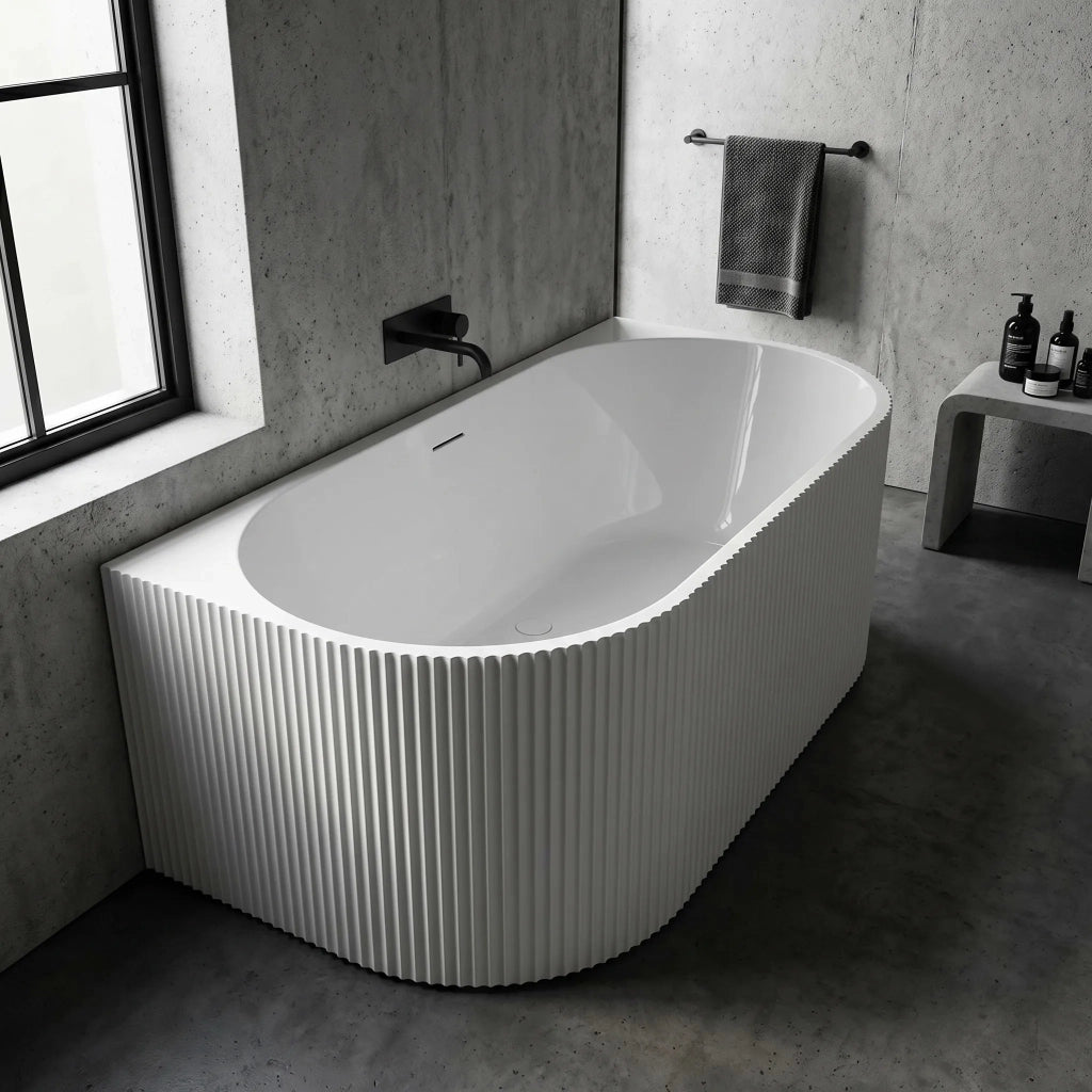 Vasca Bagno A Parete Veneta 170cm Copritappo nero