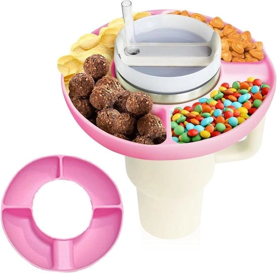 Snackkom 2-in-1 con tablet per snack e bicchiere - 1 pezzo 

Specifiche tecniche: 
- Materiale: silicone
- Capacità: non specificata