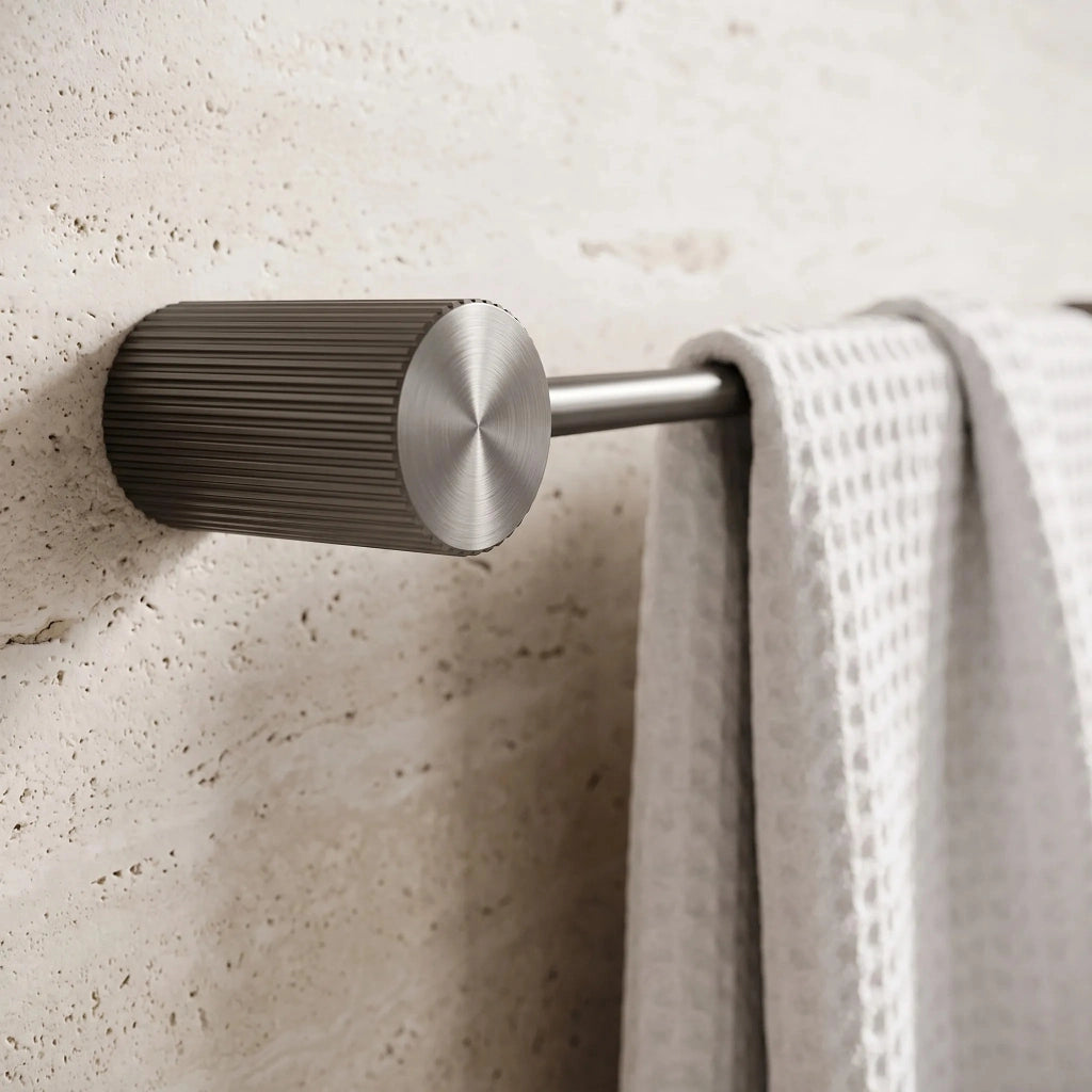Appendino Da Bagno 64101 Solo Titan