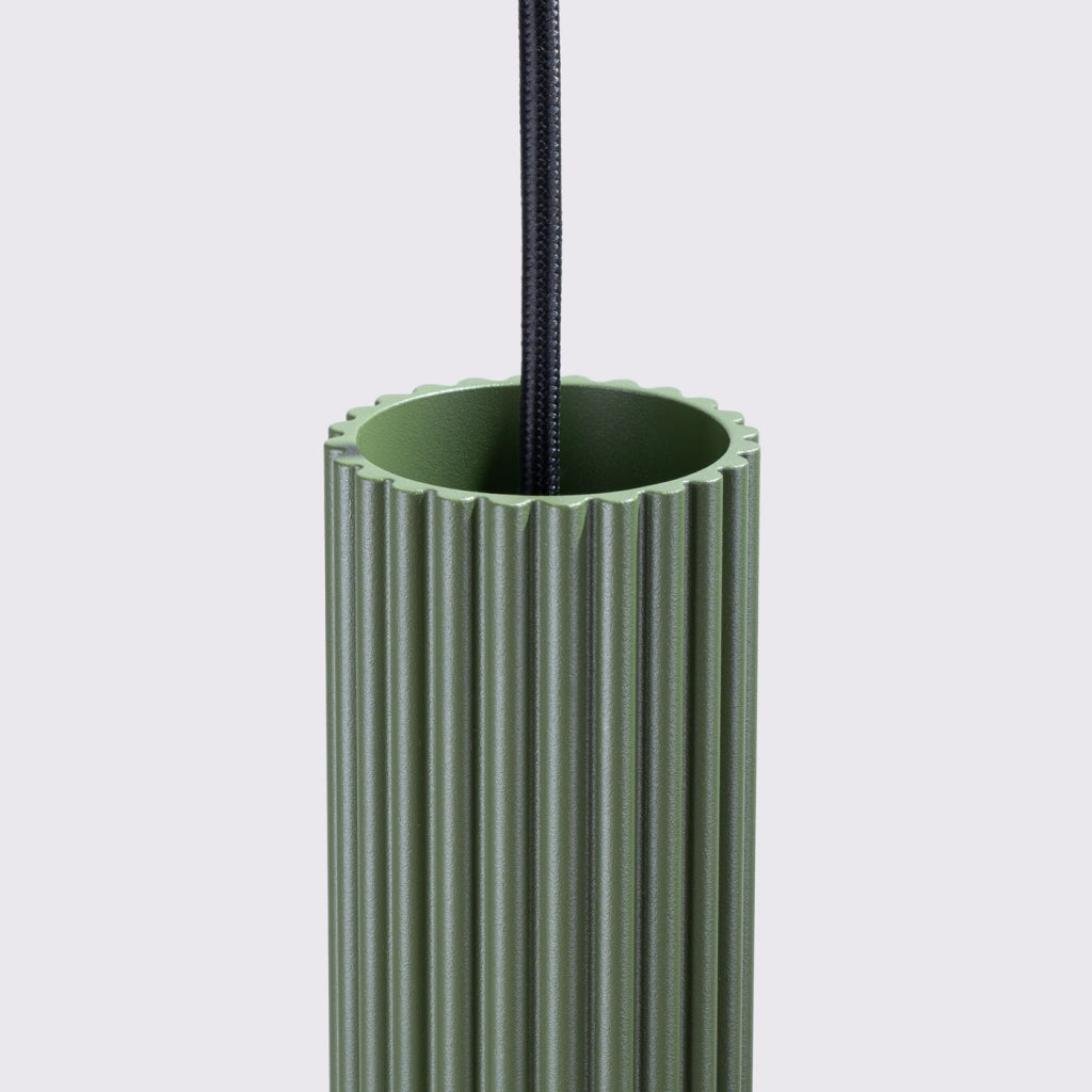 Lampada a sospensione KARBON 2 verde oliva
