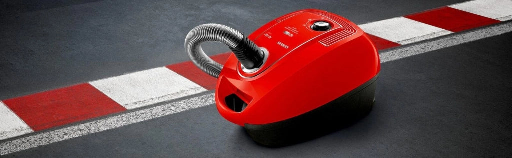 Siemens VSP3AAAA iQ300 Aspirapolvere a traino quattroPower 4 L 750 W 77 dB colore Rosso