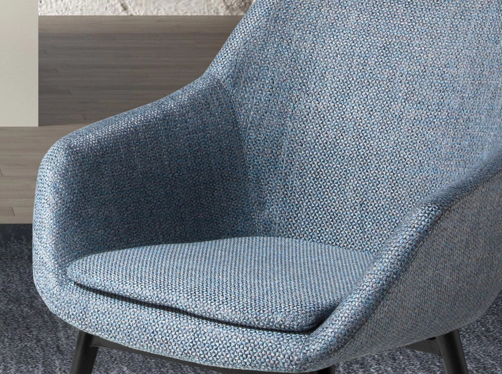 Sedia in tessuto blu grigio screziato