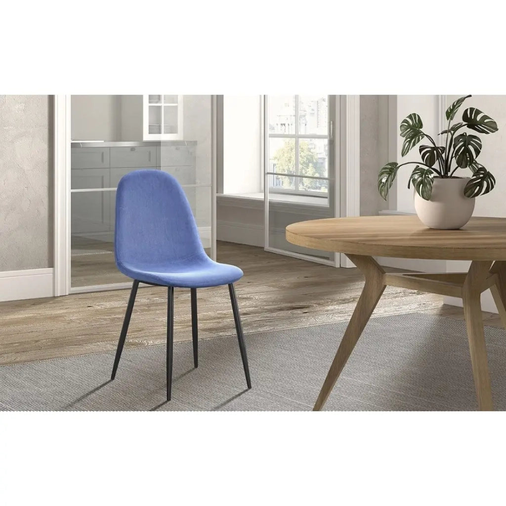 Sedia BOÏ - Velluto azzurro chiaro - Piedi in metallo nero - Stile design moderno