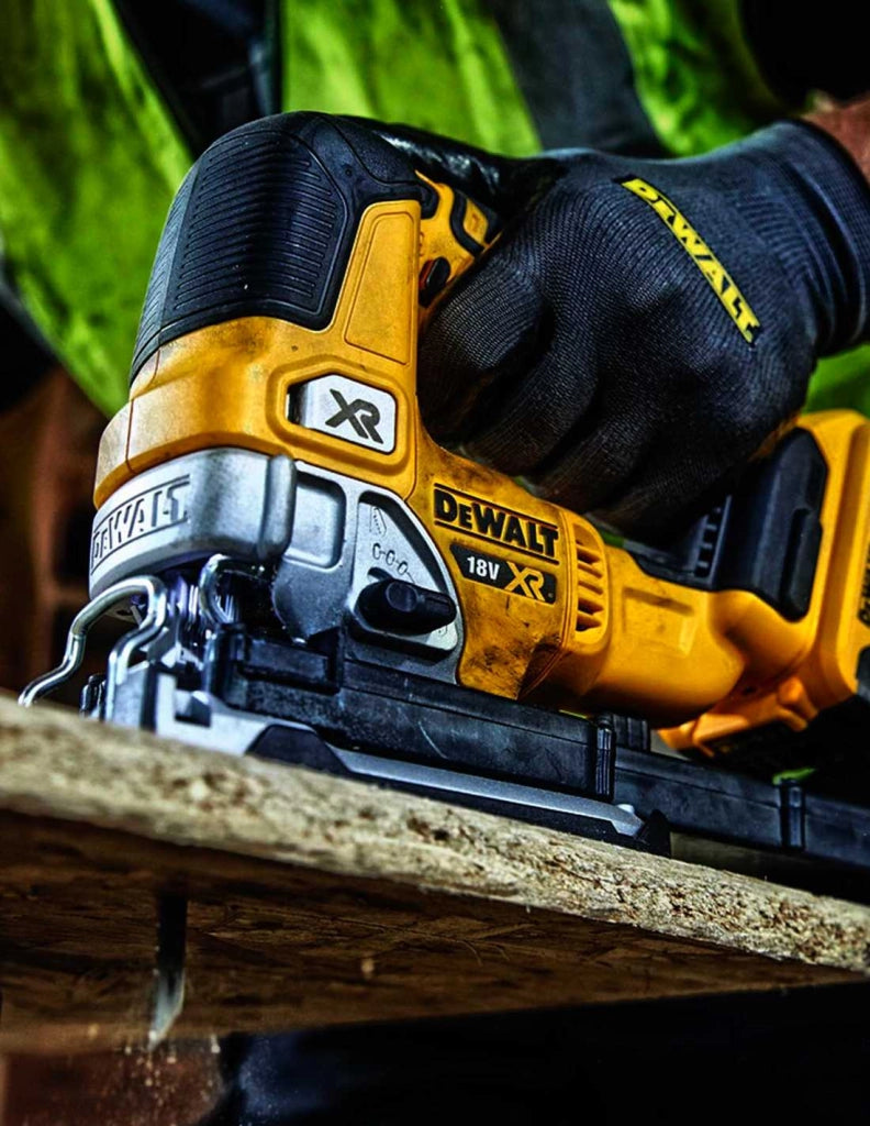 Seghetto Alternativo DeWALT DCS334P1T (1 x 5,0 Ah + DCB115 + TSTAK II)