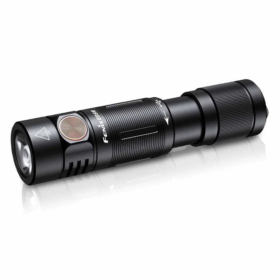 TORCIA FENIX tascabile E05R 400 lumen 64 metri