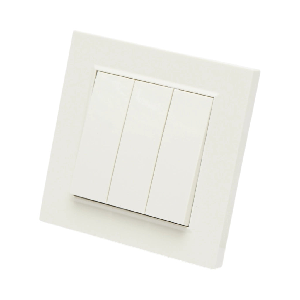 Interruttore triplo da incasso bianco 220V, 10AX, ABS 80x80mm