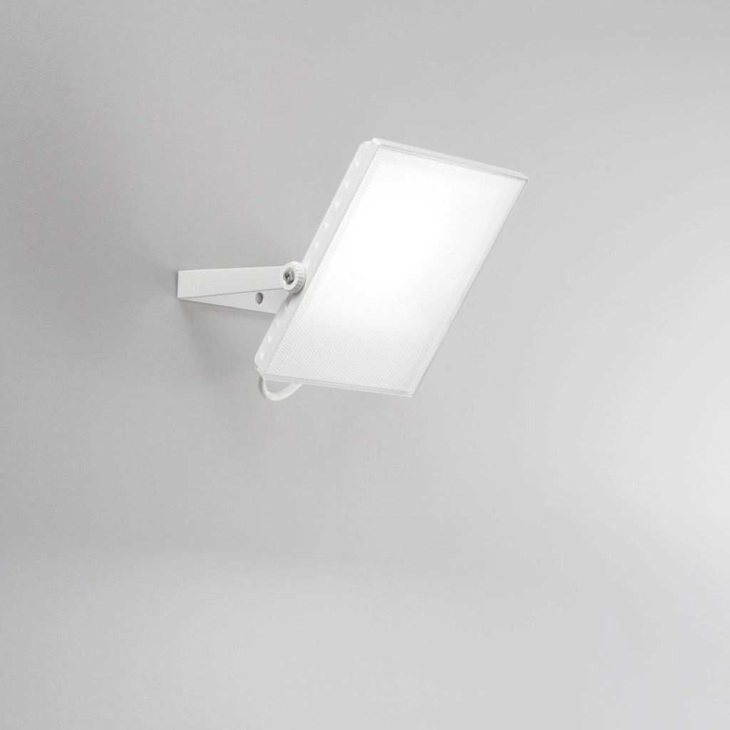 PROIETTORE LED AXEL BIANCO 50W 5500LM CCT 3000K-4000K IP65 22,8X3,8X30,1CM