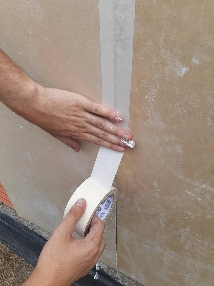 NASTRO COPRIGIUNTO IN CARTA MICROFORATA mm 50x150 mt