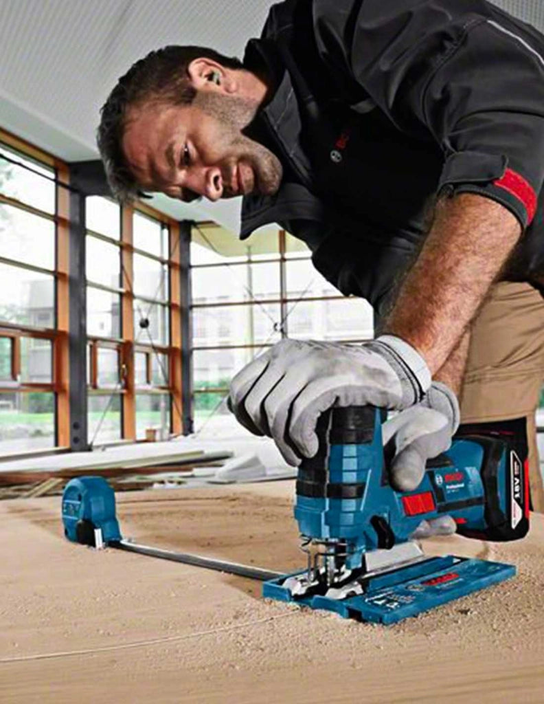 BOSCH Kit 18V BK801 (GST18V-LIS+GKS18V-LI+GBH18V-21+GWS18-125V-LI+GSR18V-55+GSA18V-LIC+GDX18V-180+GLI18V-300+3x4,0Ah+GAL18V-40)
