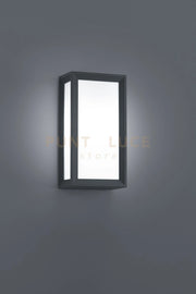 TIMOK APPLIQUE 1xLUCE ATTACCO E27 LAMPADINA INCLUSA 4,9W  470lm, 3000K RETTANGOLARE ANTRACITE CM 28,5X15CM IP54