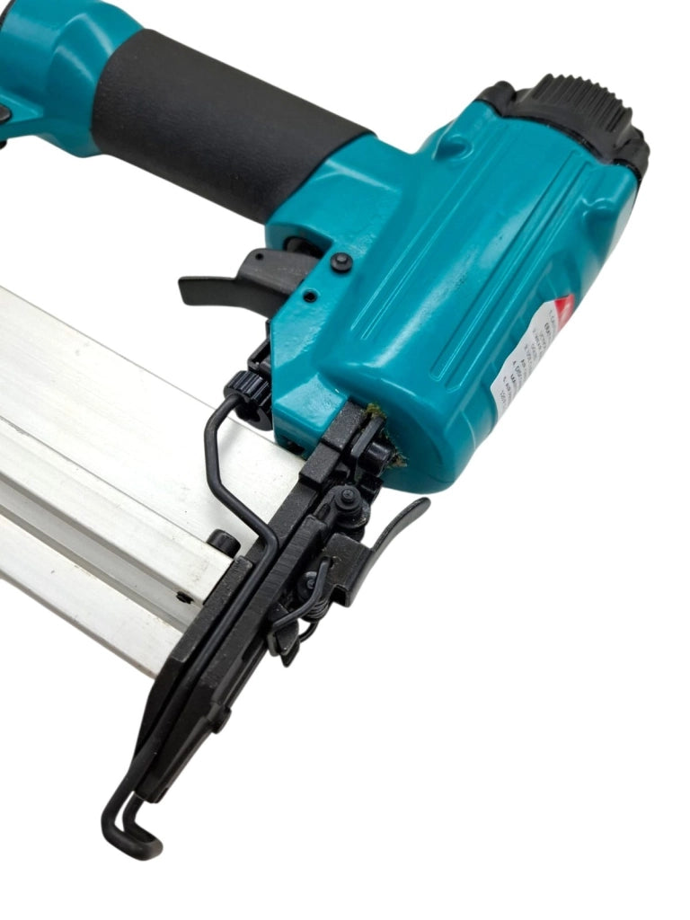 Graffettatrice e Chiodatrice Pneumatica 2 in 1 con Valigetta per Aria Compressa