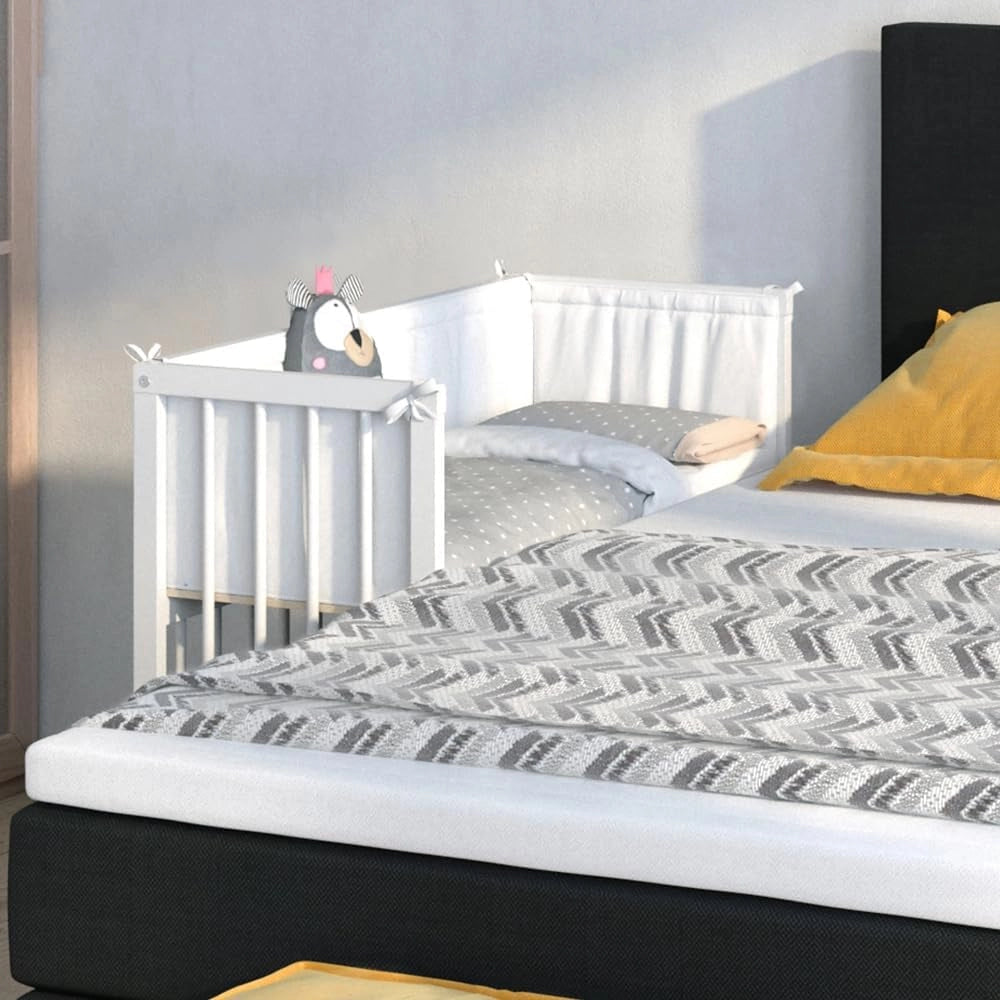 Lettino da attaccare al letto Sophie, Bianco, 94 x 42.5 cm 1 binario laterale, regolabile in altezza con ruote per un facile posizionamento