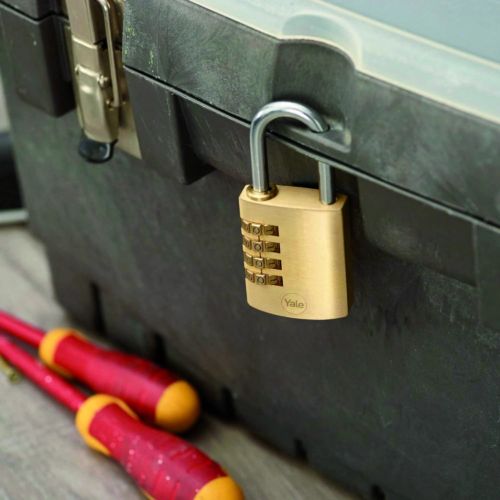 Yale LUCCHETTO DI SICUREZZA CON COMBINAZIONE mm. 40  Corpo ottone - Arco acciaio