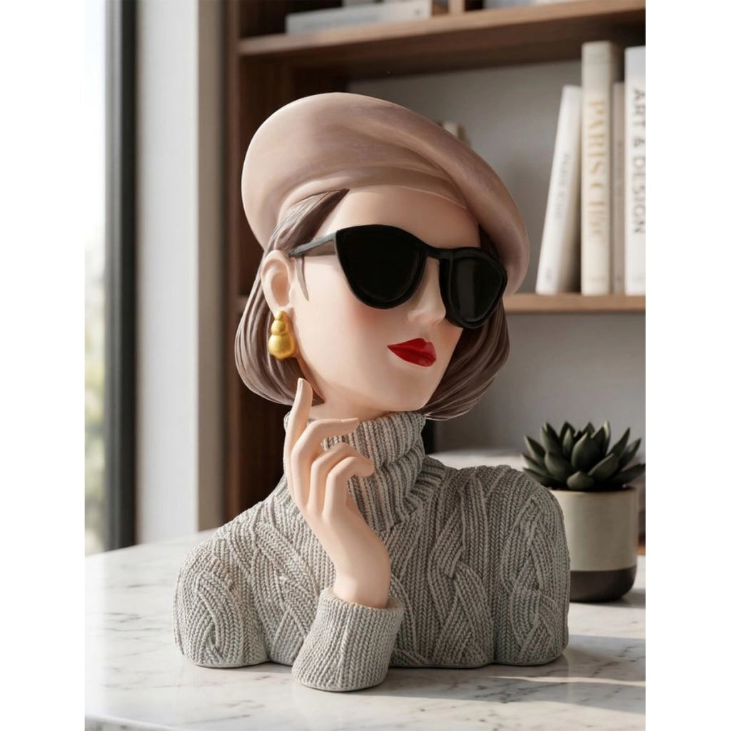 Scultura Donna Paris -B- in resina multicolore