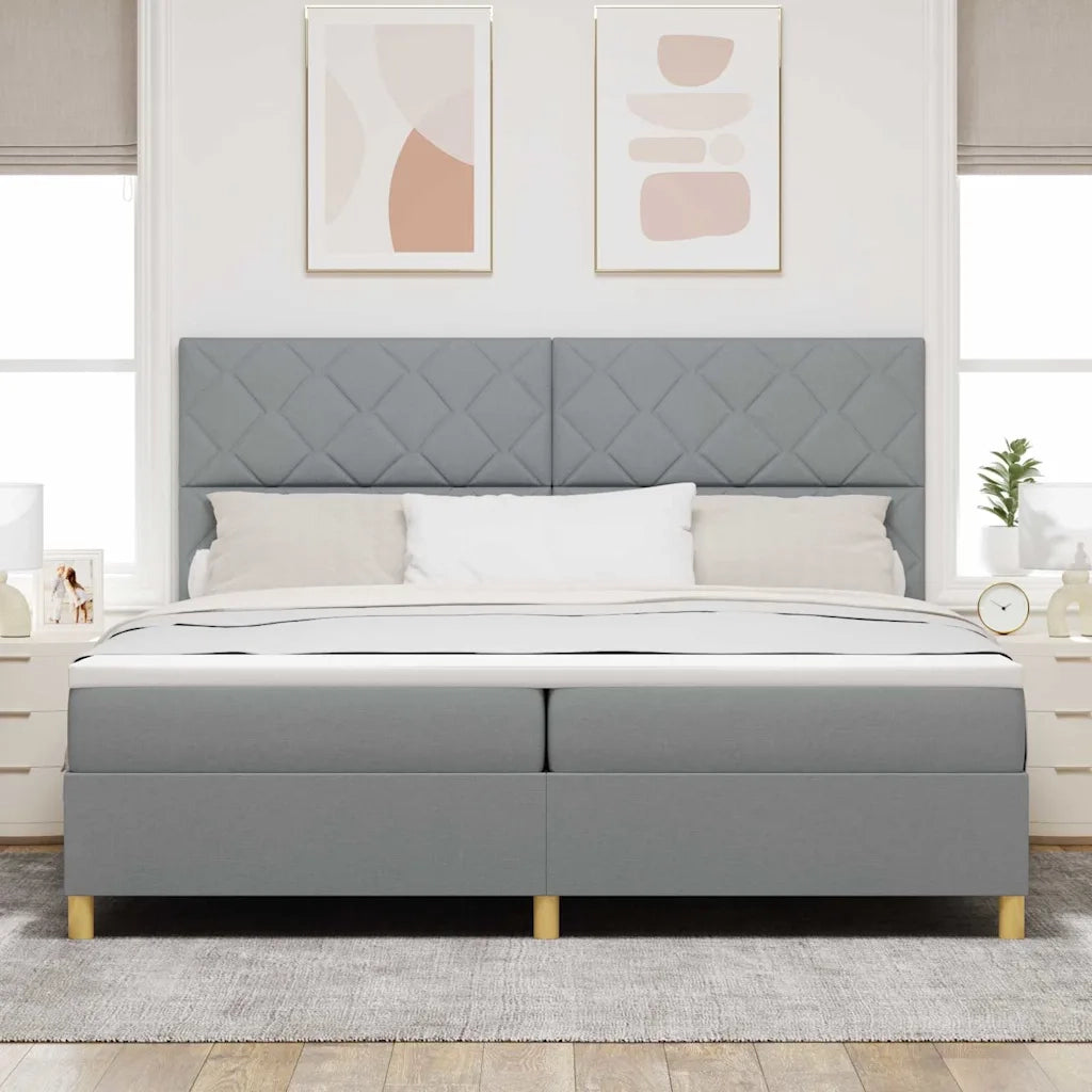 Letto a molle con materasso Grigio chiaro 200 x 200 cm Tessuto 3339721