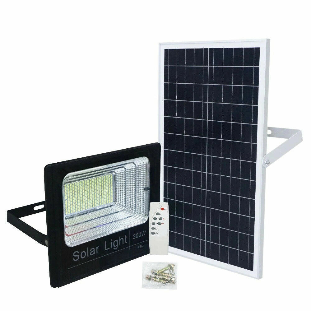 FARO LED CON PANNELLO SOLARE CREPUSCOLARE DA 200W + TELECOMANDO