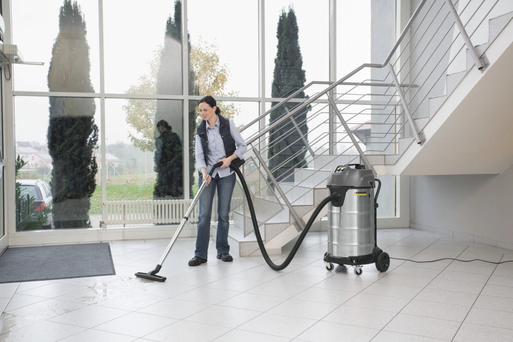 KARCHER Bidone aspiratutto Professionale NT 90/2 Me Classic - Portata aria: 2 x 53 l/s - Aspirazione: 225 / 22.5 mbar / kPa - Capacità del contenitore: 90 l