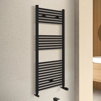 Termoarredo design nero opaco L 50x120 interasse 45 cm con kit valvole