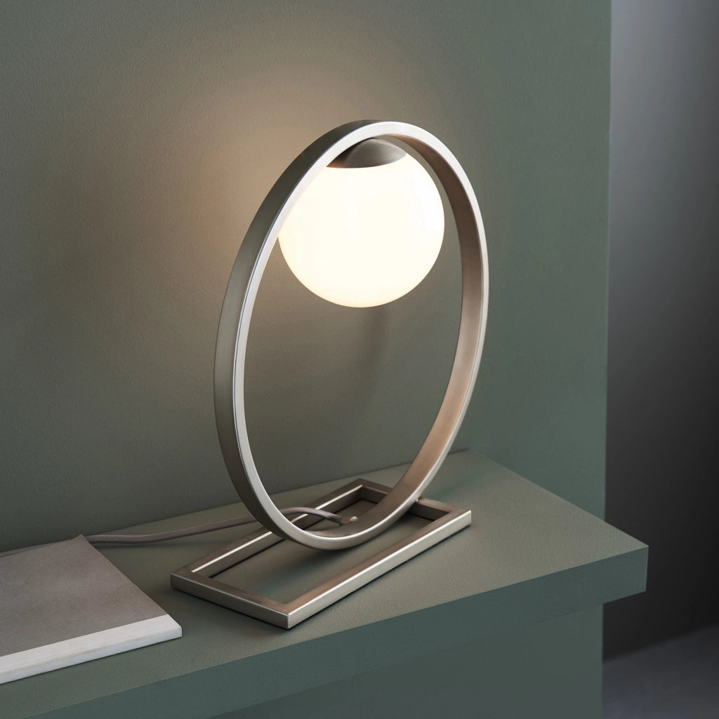 Lampada da tavolo ENZO Endon sfera opale argento G9