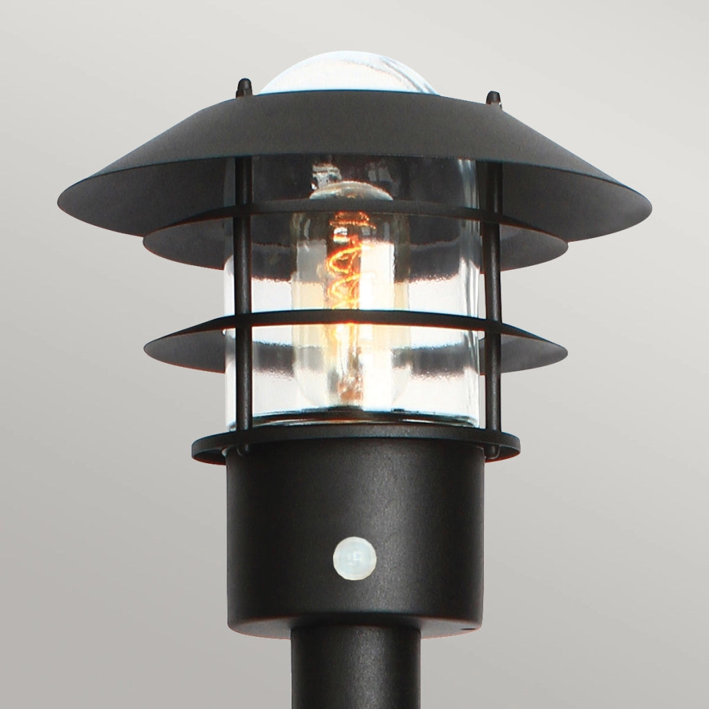 Paletto luce esterno PIR nero E27 60W Helsingor Elstead