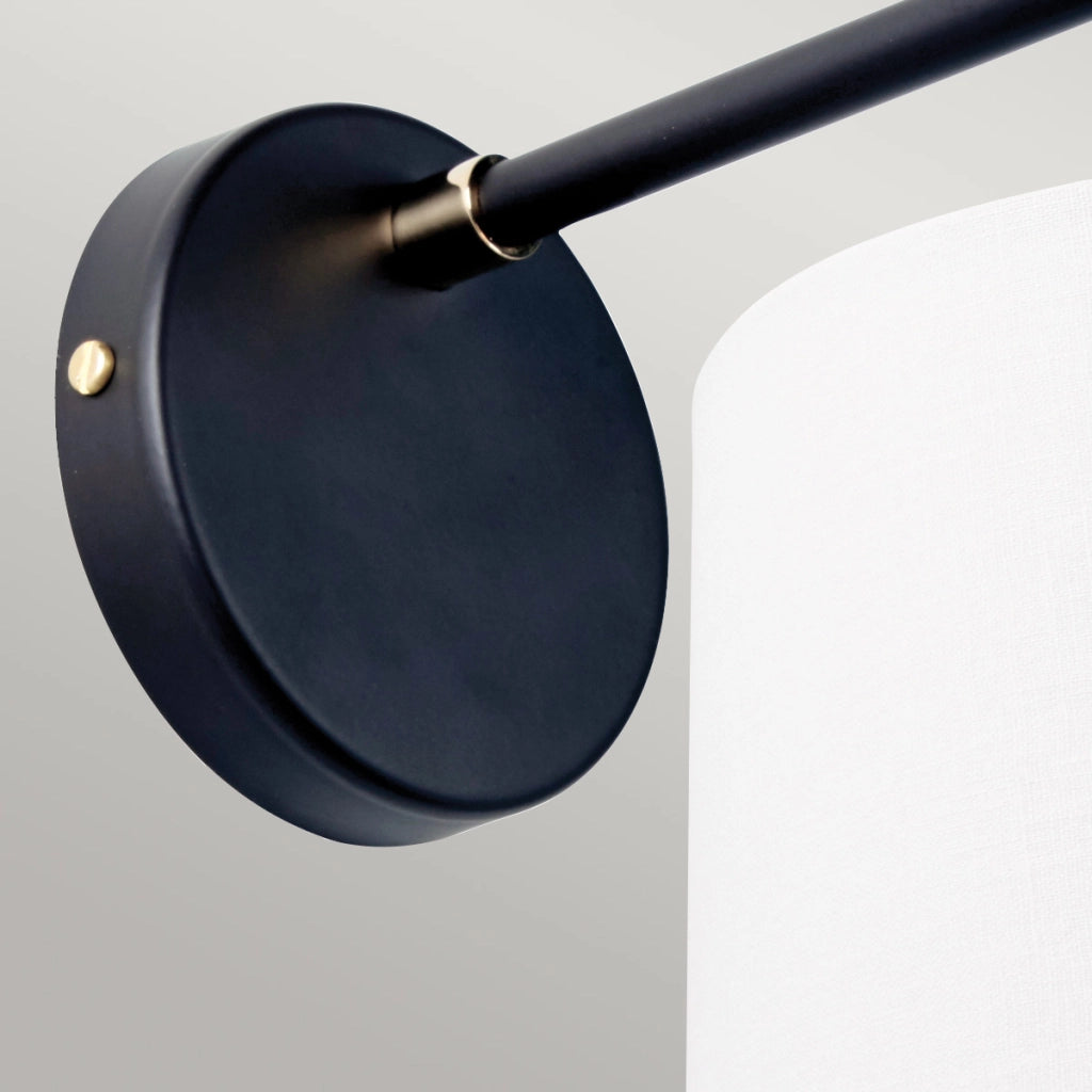 Applique Balance bianca con paralume E27 40W Elstead