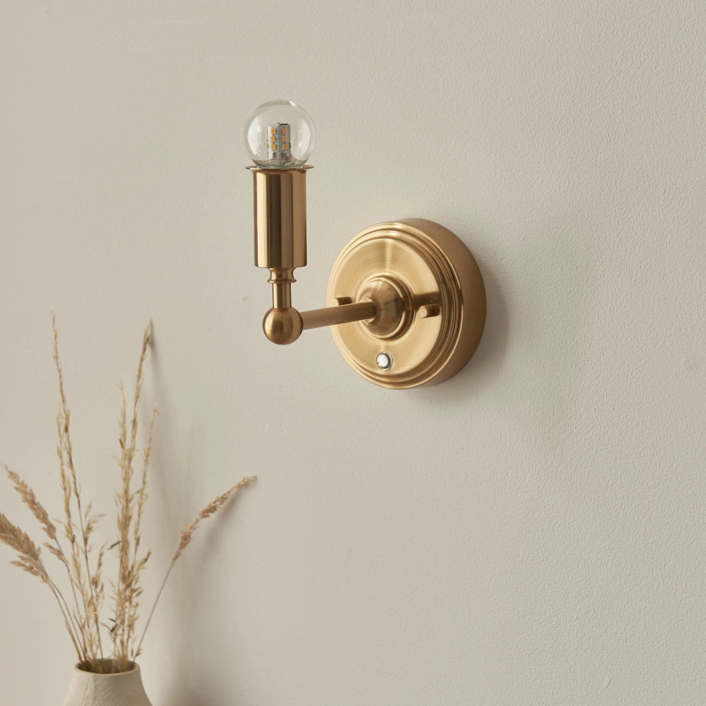 Applique LED ricaricabile 1,5W dimmer ottone antico Endon