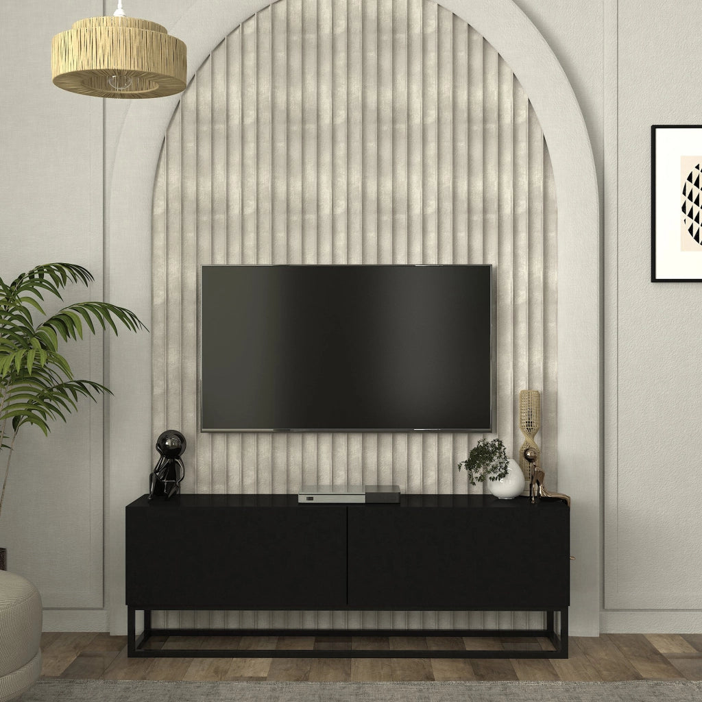 Mobile Porta TV Nolven a 2 Ante Ribalta e Telaio Lungo in Metallo 135x32x47 cm - Nero [en.casa]
