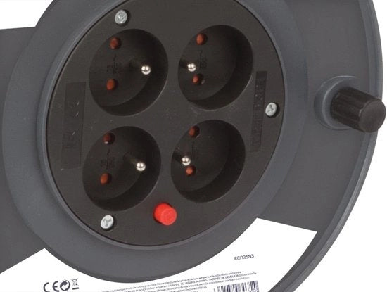 Cavo elettrico con 4 prese e protezione termica - 25 metri