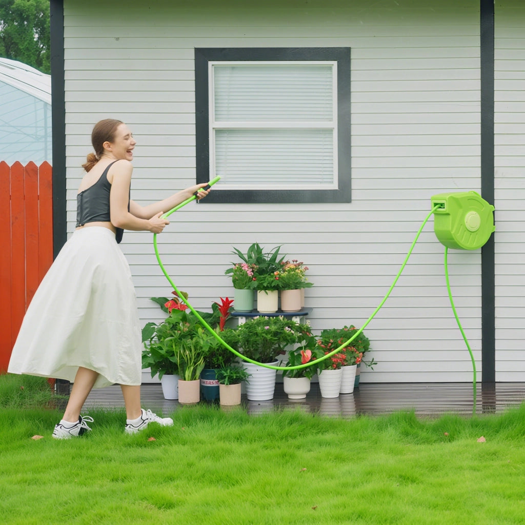 Avvolgitubo da Giardino Retrattile 15 m ¨C Minimal ¨C Verde Plastica