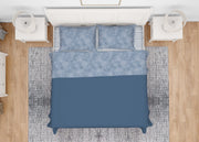 Completo Lenzuola Letto In 100% Cotone Made Italy Disegno Lily - Maxi - Blu