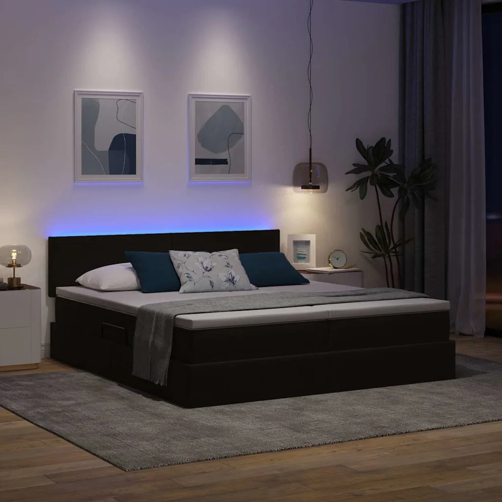 Letto con strisce LED con testiera Nero 180 x 200 cm Velluto 3371599