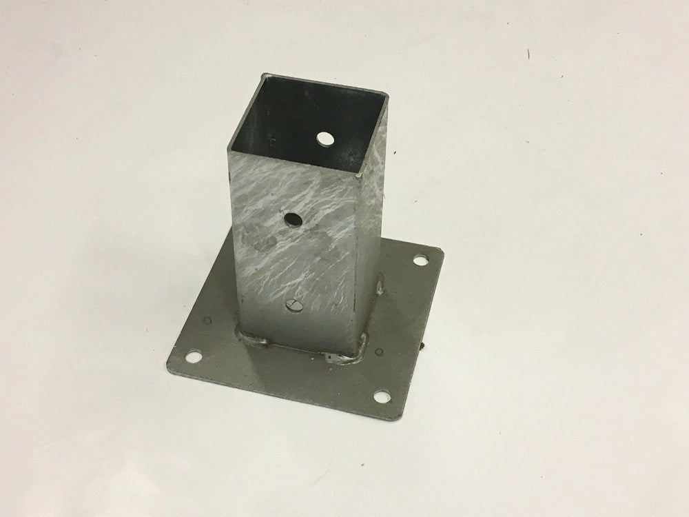 PORTAPILASTRO A BICCHIERE PER PALO QUADRO CM. 7X7 4PZ