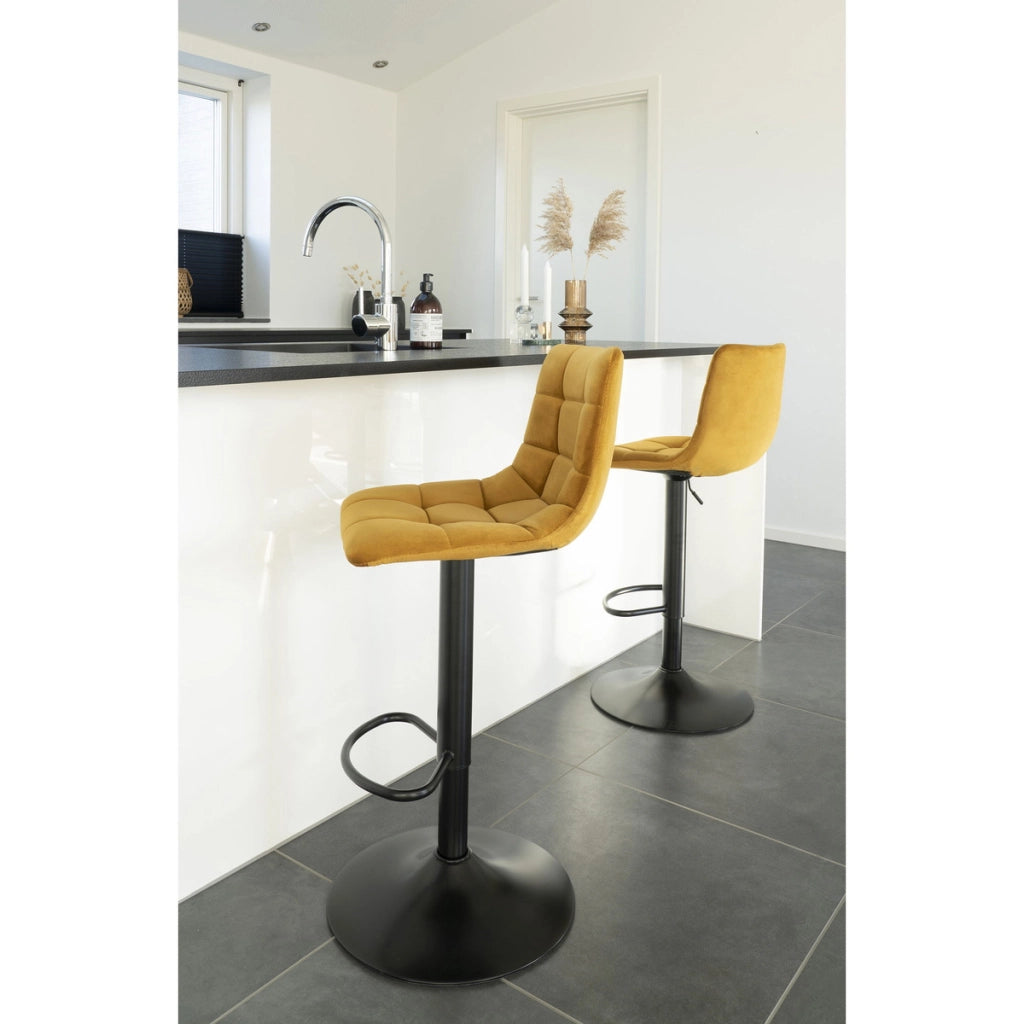 Set di 2 Sgabelli Alti Middelfart, Giallo, Velluto, 43x43x108 cm