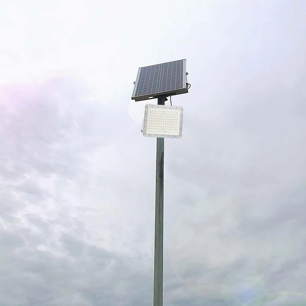 Faro LED solare V-TAC 20W con telecomando IP65 6400K