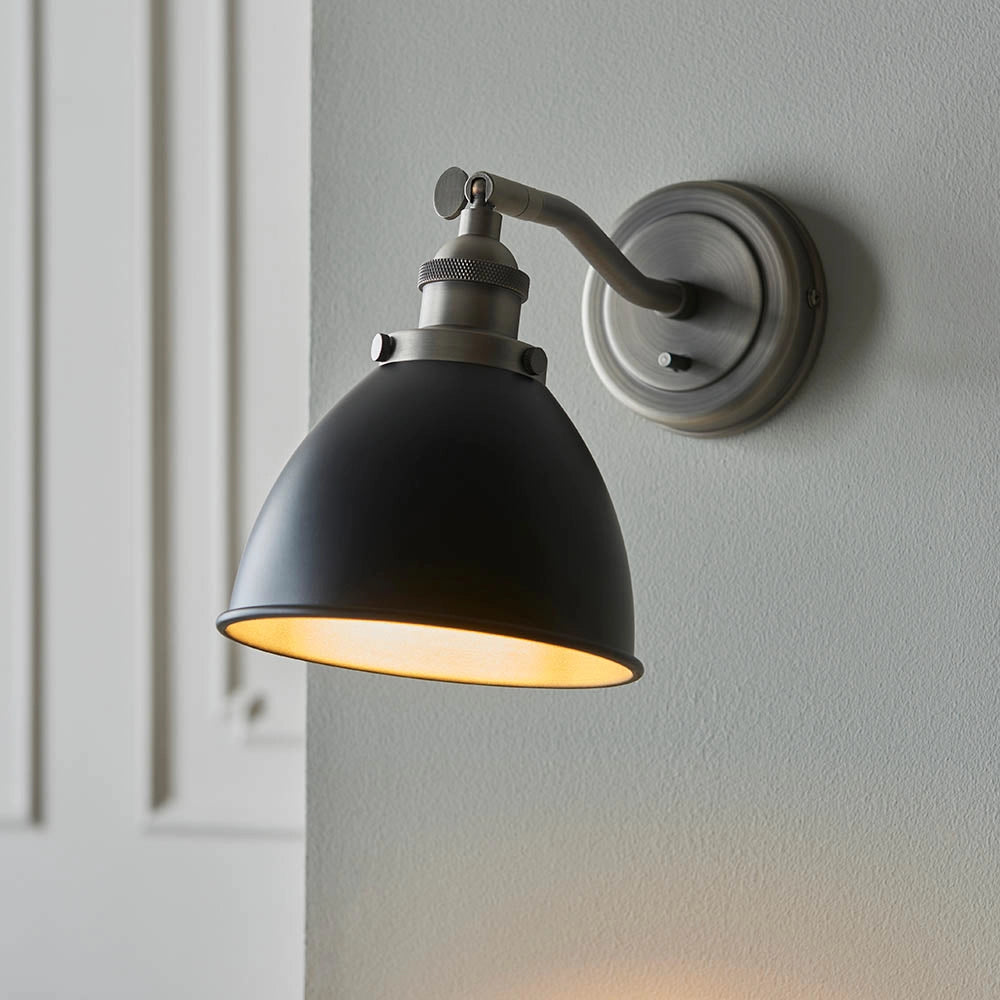 Applique retro Franklin stagno anticato con switch E14 Endon