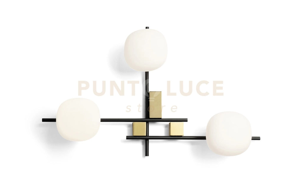 LINGOTTO APPLIQUE A PARETE 3 LUCI ARROTONDATA OPALINO STRUTTURA NERO PARTICOLARI ORO ATTACCO G9