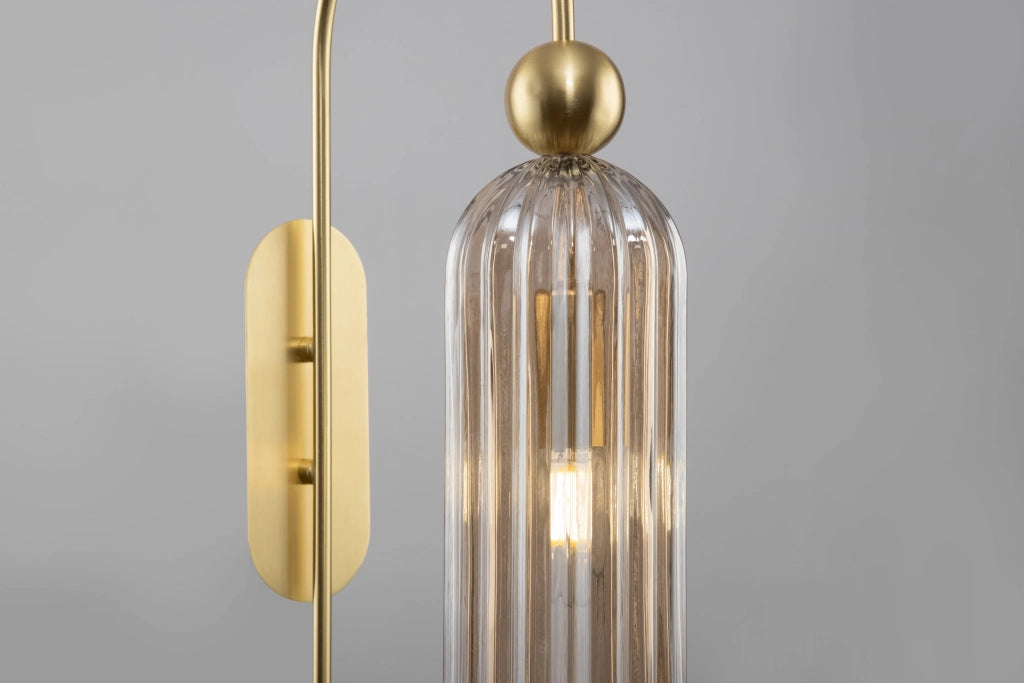 Applique oro con diffusore vetro Antic Maytoni MOD302WL-01CG
