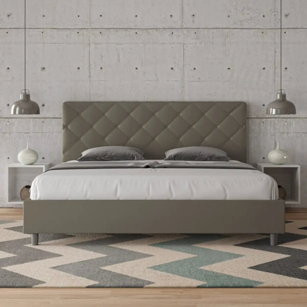 Letto senza rete imbottito 180x210 similpelle cappuccino Priya