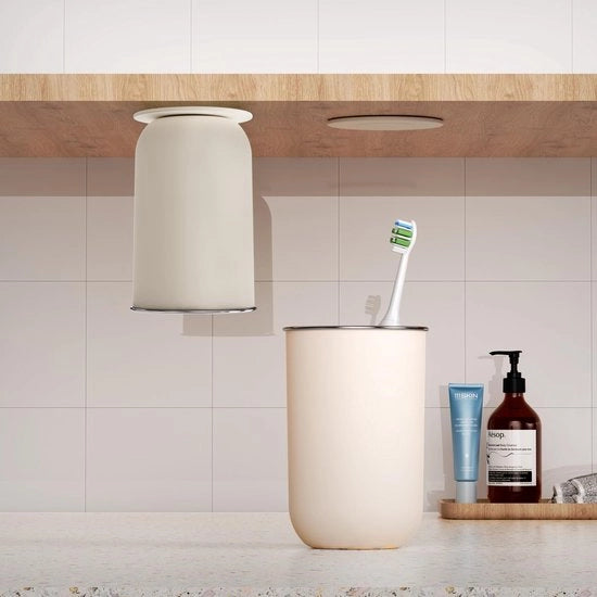 Bicchierino per spazzolino da denti 350ml, bicchierino per acqua di bocca magnetico, bicchierino per spazzolino da denti in acciaio inossidabile 304, stile semplice, multifunzionale (bianco cremo)