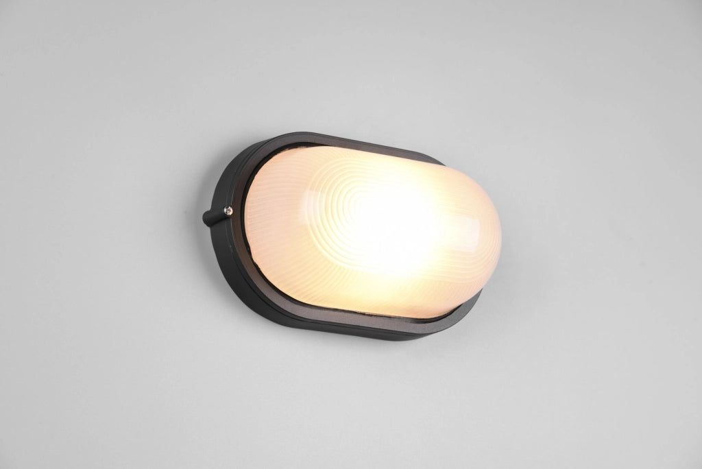 ALANO PLAFONIERA APPLIQUE DA ESTERNO OVALE FUSIONE DI ALLUMINIO NERA E VETRO SATINATO L.28,3CM IP44 1 LUCE ATTACCO E27