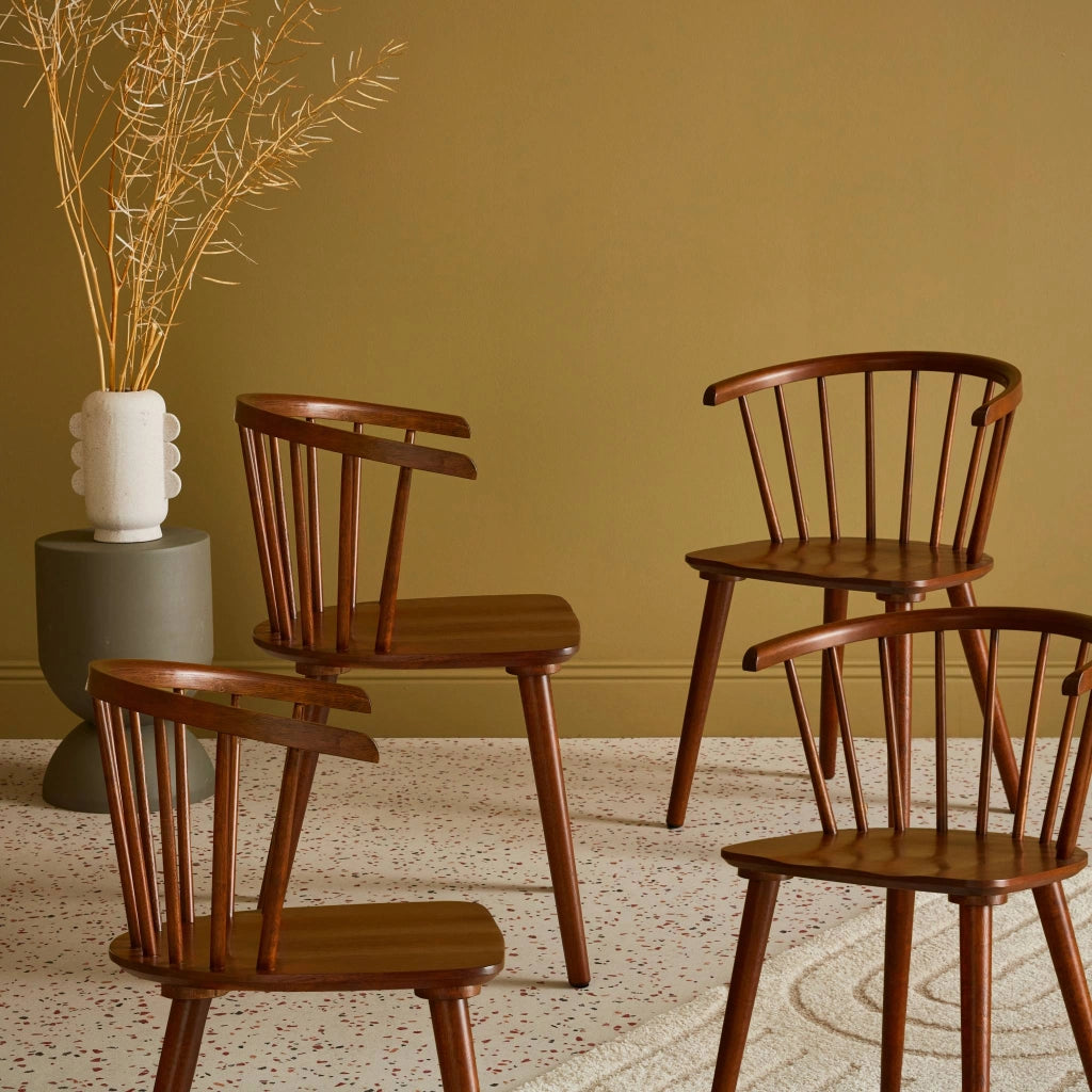 Set di 4 sedie in legno, noce