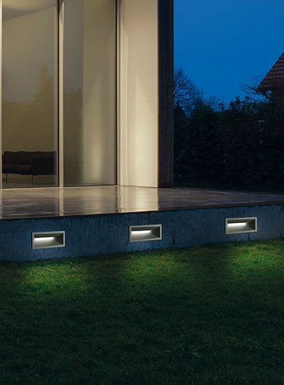 SEGNAPASSO SHADE SILVER LED 4000K 620LM 13W IP65 L.25X10CM