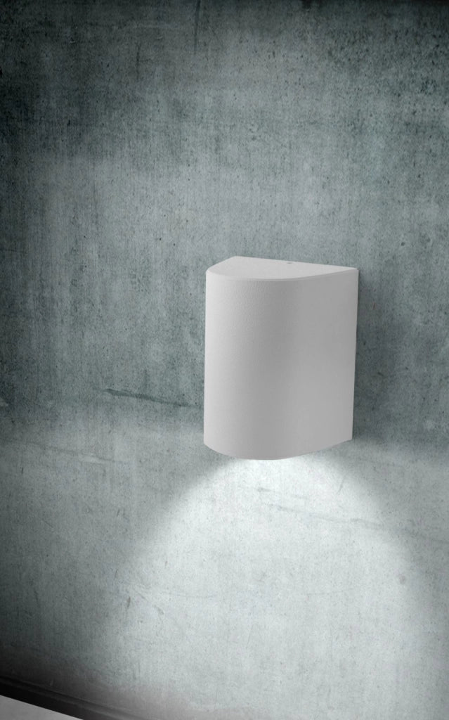 AOSTA APPLIQUE GRANDE 1 LUCE ATTACCO GX53 BIANCO IP55 LAMPADINA LED INCLUSA 10W 120° CCT 3000/4000/6500°K 1290 lm