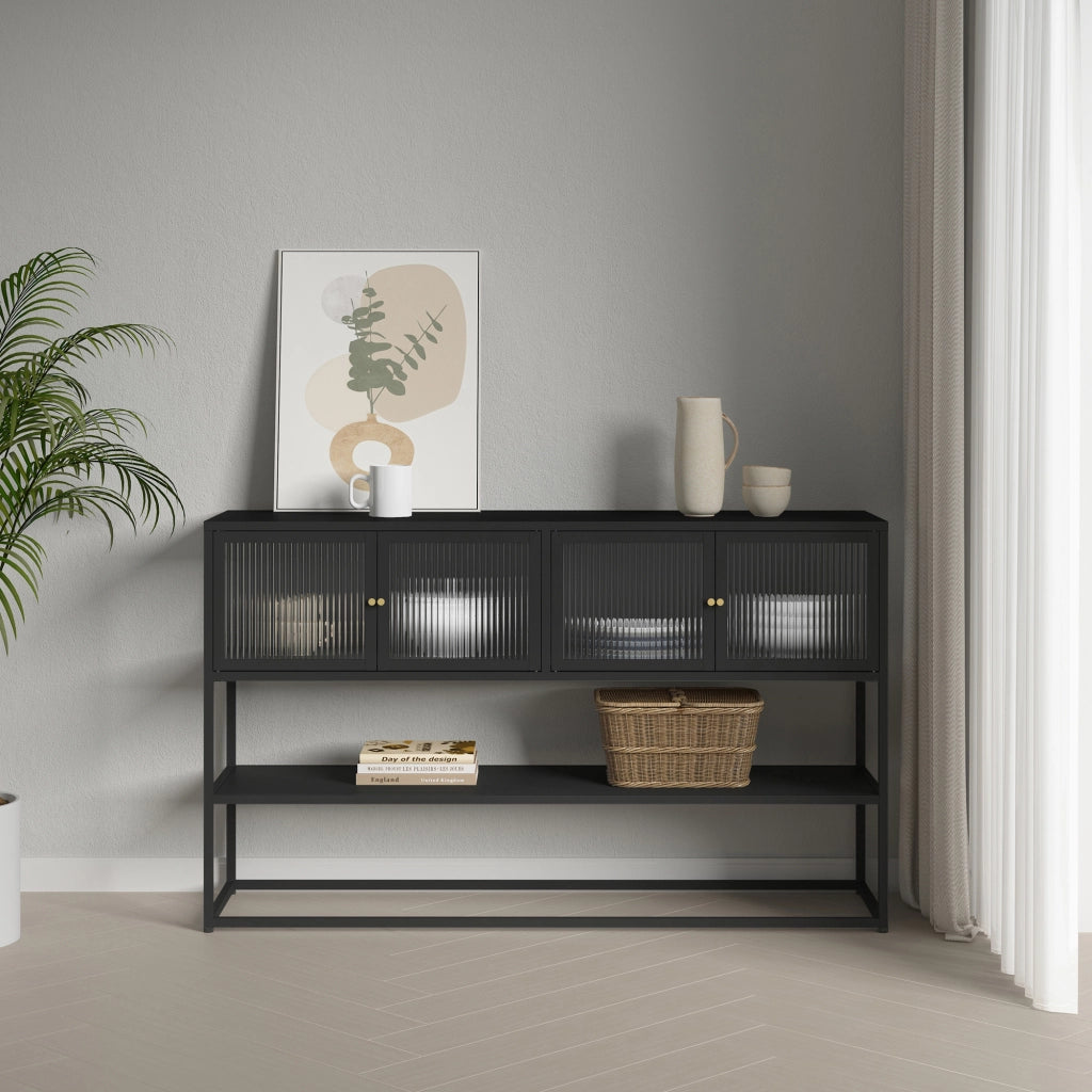 Credenza Bassa Säkylä con Ante in Vetro Scanalato 150x38x90 cm Nero [en.casa]