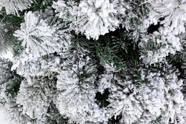 Albero di Natale Artificiale Innevato 180 cm 574 Rami Verde