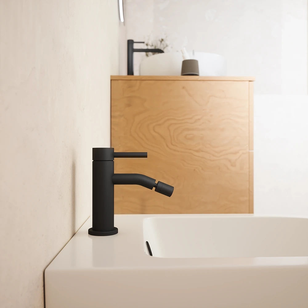 Coppia miscelatori lavabo alto bidet senza scarico slim nero opaco | Bette